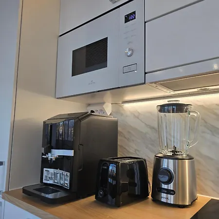 Huoneisto Upea Asunto Salon Sydämessä, Ilmainen Pysäköinti, Lähellä Kaikkea *