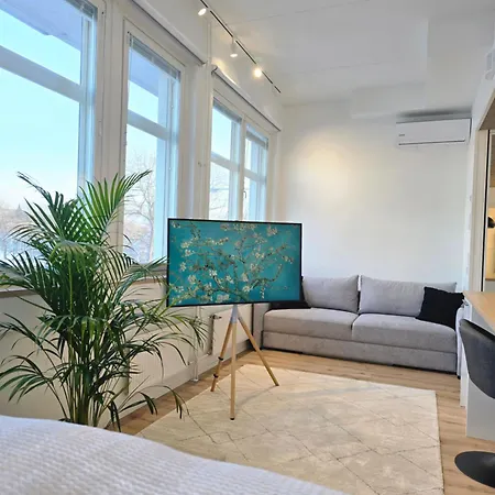 Huoneisto Upea Asunto Salon Sydämessä, Ilmainen Pysäköinti, Lähellä Kaikkea *