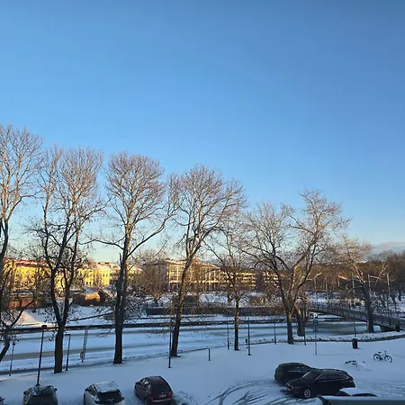 Upea Asunto Salon Sydämessä, Ilmainen Pysäköinti, Lähellä Kaikkea Huoneisto Salo (Salo)