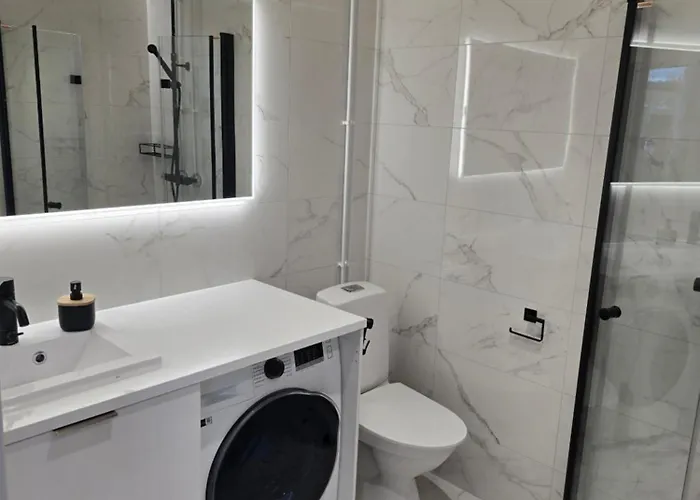 Huoneisto Upea Asunto Salon Sydämessä, Ilmainen Pysäköinti, Lähellä Kaikkea Salo (Salo)