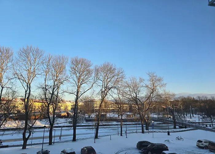 Upea Asunto Salon Sydämessä, Ilmainen Pysäköinti, Lähellä Kaikkea Huoneisto Salo (Salo)